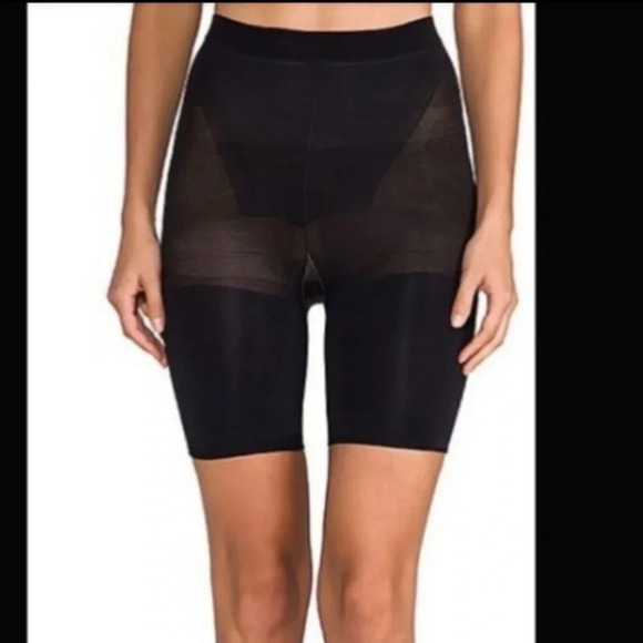 Spanx Power Short Black - Picture 2 of 7